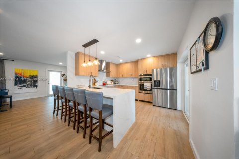 Casa en venta en Miami, Florida, 4 dormitorios, 190.82 m2 № 2025798 - foto 10