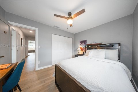 Casa en venta en Miami, Florida, 4 dormitorios, 190.82 m2 № 2025798 - foto 17