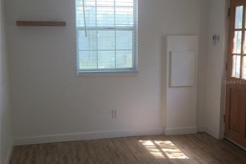 House in Tampa, Florida 3 bedrooms, 94.57 sq.m. № 2209227 - photo 27