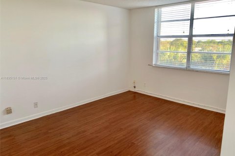 Condominio en alquiler en Plantation, Florida, 2 dormitorios, 94.3 m2 № 1937085 - foto 20