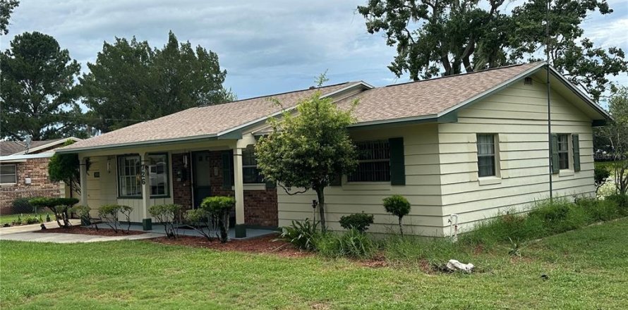 Casa en Leesburg, Florida 3 dormitorios, 99.87 m2 № 1888433