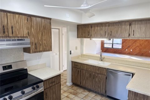 Adosado en venta en Ocala, Florida, 2 dormitorios, 113.53 m2 № 2150762 - foto 10