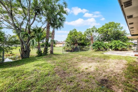 Casa en venta en Casselberry, Florida, 4 dormitorios, 144.83 m2 № 1898985 - foto 16
