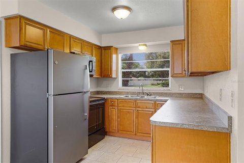 Casa en venta en Casselberry, Florida, 4 dormitorios, 144.83 m2 № 1898985 - foto 4