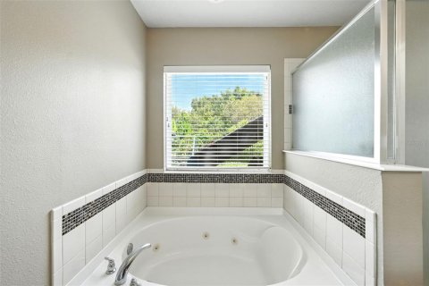 Villa ou maison à vendre à Kissimmee, Floride: 4 chambres, 169.55 m2 № 1894823 - photo 23