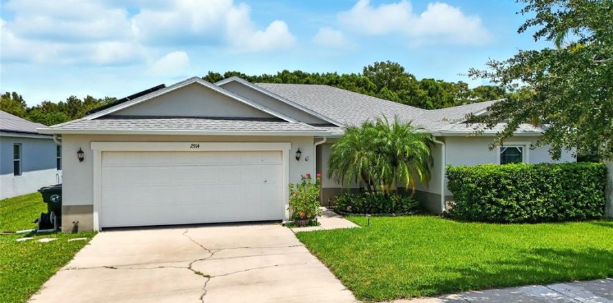 Villa ou maison à Kissimmee, Floride 4 chambres, 169.55 m2 № 1894823