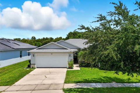 Villa ou maison à vendre à Kissimmee, Floride: 4 chambres, 169.55 m2 № 1894823 - photo 3