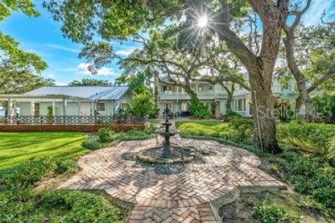 House in Melbourne Beach, Florida 8 bedrooms, 693.24 sq.m. № 1848238 - photo 7