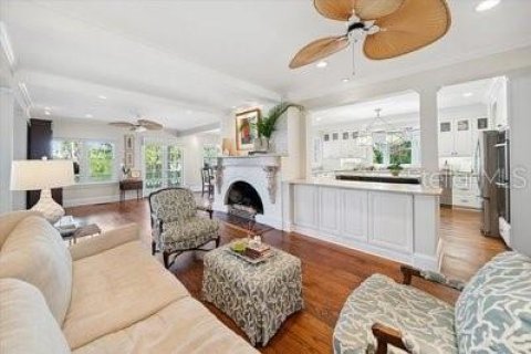 House in Melbourne Beach, Florida 8 bedrooms, 693.24 sq.m. № 1848238 - photo 17