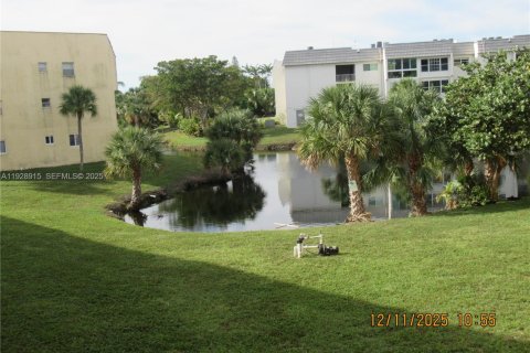 Copropriété à louer à Sunrise, Floride: 1 chambre, 59.46 m2 № 1987429 - photo 2