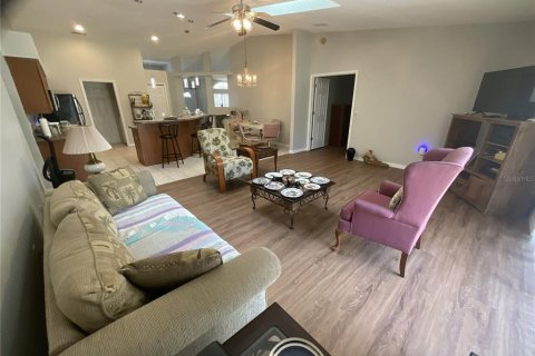Casa en venta en Palm Bay, Florida, 3 dormitorios, 175.03 m2 № 2317501 - foto 13