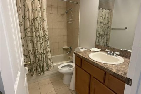 Casa en venta en Palm Bay, Florida, 3 dormitorios, 175.03 m2 № 2317501 - foto 2