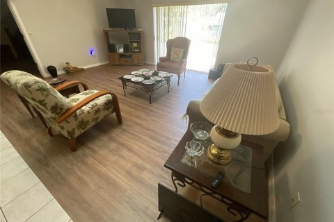 Casa en venta en Palm Bay, Florida, 3 dormitorios, 175.03 m2 № 2317501 - foto 11