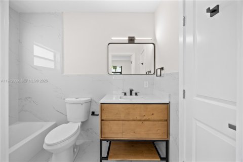 Casa en venta en Miami Gardens, Florida, 3 dormitorios, 114.27 m2 № 2000445 - foto 30