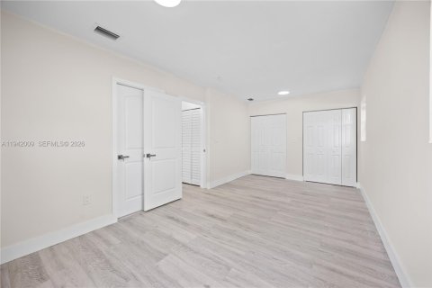 Casa en venta en Miami Gardens, Florida, 3 dormitorios, 114.27 m2 № 2000445 - foto 26