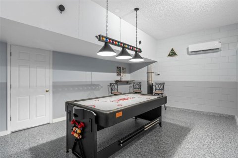 Casa en alquiler en Kissimmee, Florida, 6 dormitorios, 263.29 m2 № 1520195 - foto 21