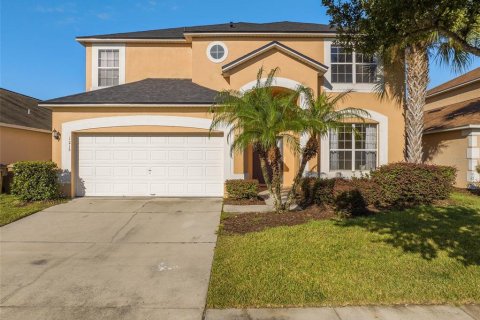 Casa en alquiler en Kissimmee, Florida, 6 dormitorios, 263.29 m2 № 1520195 - foto 2