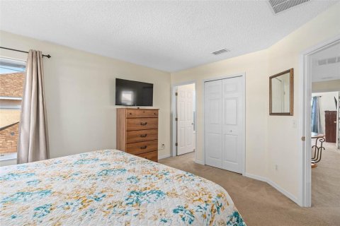Casa en alquiler en Kissimmee, Florida, 6 dormitorios, 263.29 m2 № 1520195 - foto 26