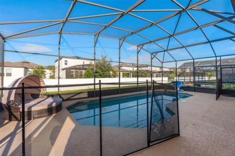 Casa en alquiler en Kissimmee, Florida, 6 dormitorios, 263.29 m2 № 1520195 - foto 24