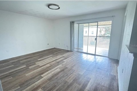 Apartment in Orlando, Florida 3 bedrooms, 82.96 sq.m. № 2112369 - photo 4