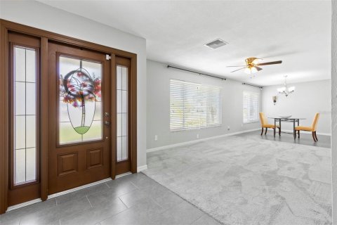 Casa en venta en Saint Petersburg, Florida, 3 dormitorios, 154.4 m2 № 2151671 - foto 6
