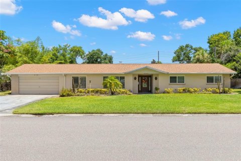 Casa en venta en Saint Petersburg, Florida, 3 dormitorios, 154.4 m2 № 2151671 - foto 4