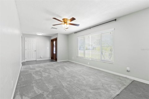 Casa en venta en Saint Petersburg, Florida, 3 dormitorios, 154.4 m2 № 2151671 - foto 8