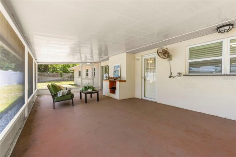 Casa en venta en Saint Petersburg, Florida, 3 dormitorios, 154.4 m2 № 2151671 - foto 17