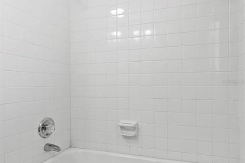 Casa en venta en Saint Petersburg, Florida, 3 dormitorios, 154.4 m2 № 2151671 - foto 30
