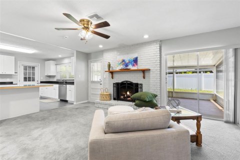 Casa en venta en Saint Petersburg, Florida, 3 dormitorios, 154.4 m2 № 2151671 - foto 12