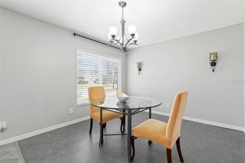 Casa en venta en Saint Petersburg, Florida, 3 dormitorios, 154.4 m2 № 2151671 - foto 9