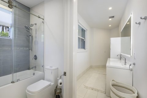 Casa en venta en Palmetto Bay, Florida, 4 dormitorios, 333.05 m2 № 2168469 - foto 30