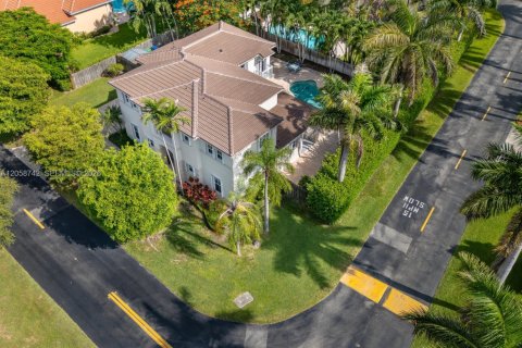 Casa en venta en Palmetto Bay, Florida, 4 dormitorios, 333.05 m2 № 2168469 - foto 2