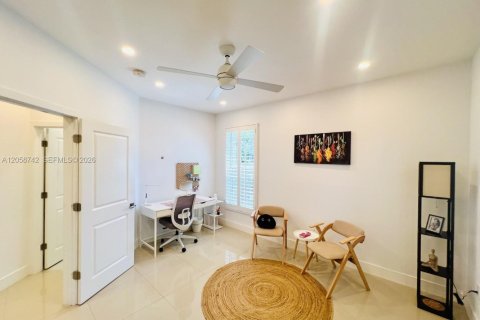 Casa en venta en Palmetto Bay, Florida, 4 dormitorios, 333.05 m2 № 2168469 - foto 16