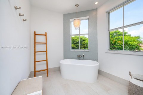 Casa en venta en Palmetto Bay, Florida, 4 dormitorios, 333.05 m2 № 2168469 - foto 25