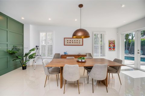 Casa en venta en Palmetto Bay, Florida, 4 dormitorios, 333.05 m2 № 2168469 - foto 5