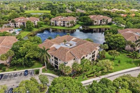 Condominio en venta en Coconut Creek, Florida, 2 dormitorios, 99.41 m2 № 2244002 - foto 28