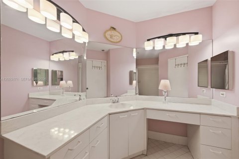 Condominio en venta en Coconut Creek, Florida, 2 dormitorios, 99.41 m2 № 2244002 - foto 14