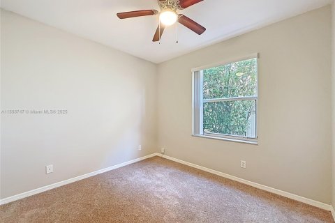 Casa en venta en Miramar, Florida, 4 dormitorios, 162.67 m2 № 1944718 - foto 24