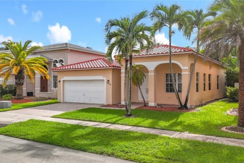 Casa en venta en Miramar, Florida, 4 dormitorios, 162.67 m2 № 1944718 - foto 2