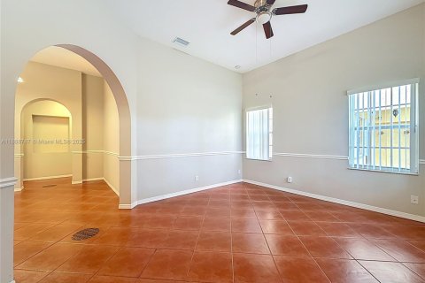 Casa en venta en Miramar, Florida, 4 dormitorios, 162.67 m2 № 1944718 - foto 6