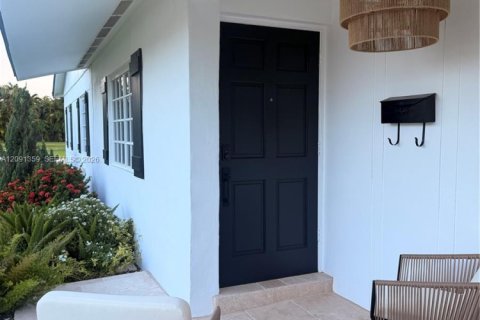Villa ou maison à louer à Cutler Bay, Floride: 3 chambres, 134.15 m2 № 2375356 - photo 24