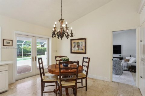 Villa ou maison à vendre à Miami, Floride: 5 chambres, 346.9 m2 № 1962703 - photo 26