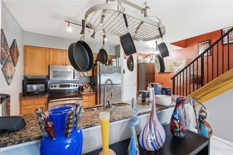 Condo in Clearwater, Florida, 3 bedrooms  № 2237614 - photo 9
