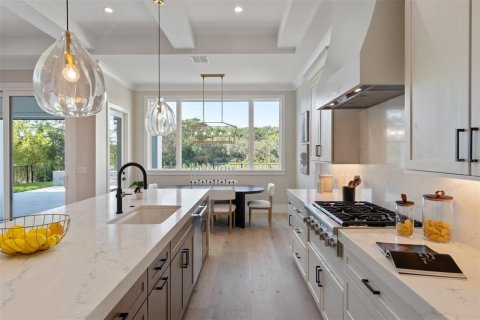 Casa en venta en Orlando, Florida, 5 dormitorios, 411.46 m2 № 1901972 - foto 8