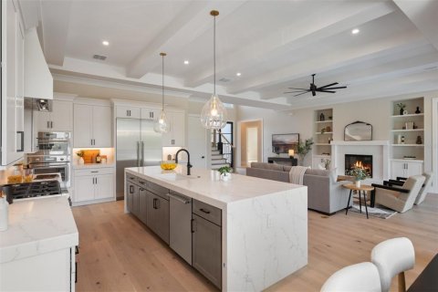 Casa en venta en Orlando, Florida, 5 dormitorios, 411.46 m2 № 1901972 - foto 7