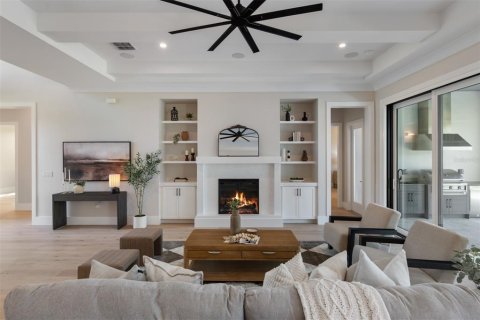Casa en venta en Orlando, Florida, 5 dormitorios, 411.46 m2 № 1901972 - foto 18