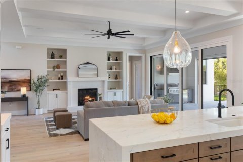 Casa en venta en Orlando, Florida, 5 dormitorios, 411.46 m2 № 1901972 - foto 13