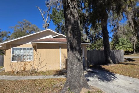 House in Ocala, Florida 3 bedrooms, 126.53 sq.m. № 2124922