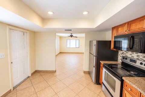 Appartement à louer à Deerfield Beach, Floride: 3 chambres, 107.49 m2 № 2437770 - photo 5
